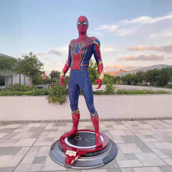 Web Hero Spider-Man 1: 1 Full Body Action Figure Sculpture, Luminous Model, Home and Living Room Decor, Floor Standing Large Piece