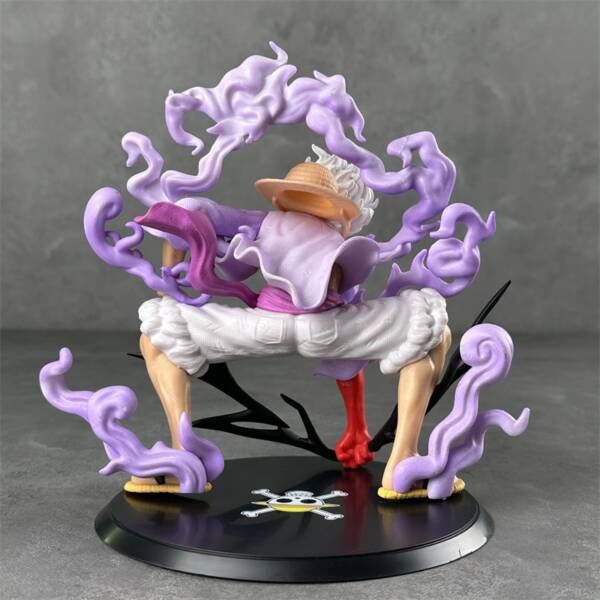 One Piece character, Nika in squatting position, pounding the ground, Luffy - 图片 5
