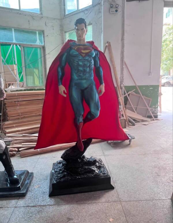 Superman 2-meter full-body statue that can emit light - anime figurine model decoration item for living room, shopping mall, high-end decoration. H = 2150 - 图片 3