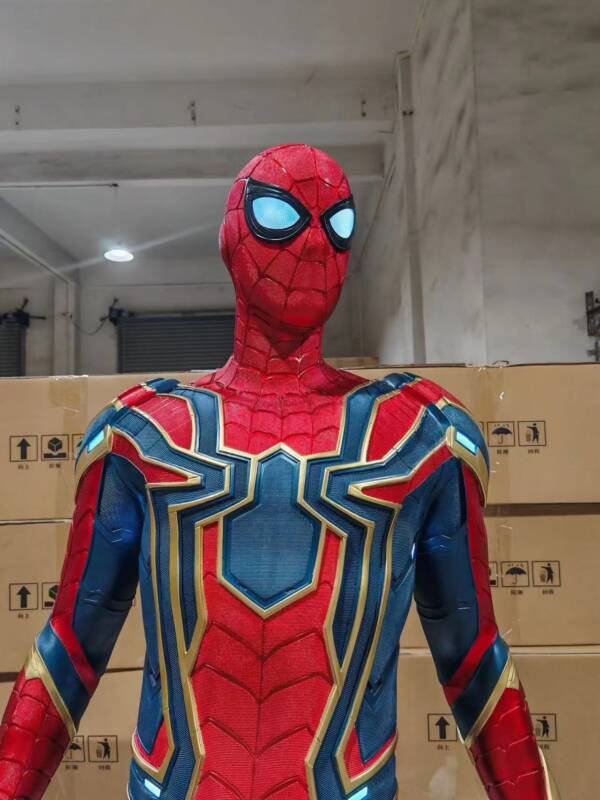 Web Hero Spider-Man 1: 1 Full Body Action Figure Sculpture, Luminous Model, Home and Living Room Decor, Floor Standing Large Piece - 图片 7