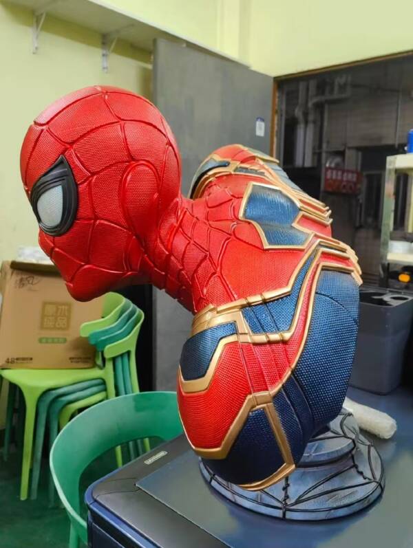 Spider-Man figurine - illuminated version - Marvel Television affiliated product - Avengers chest figure resin statue decorative item H=38 - 图片 9