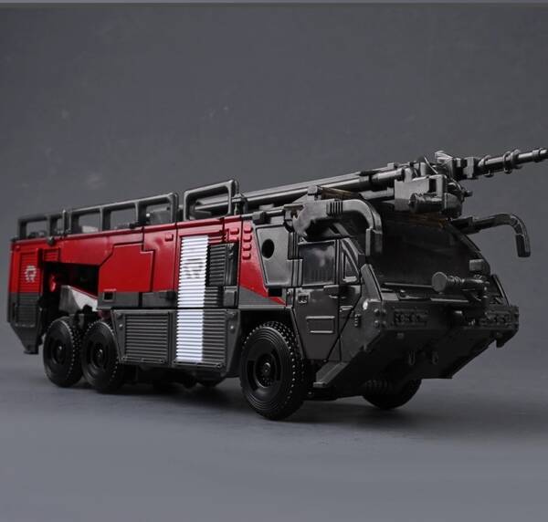 11Transformable Toy Bravest + Weapon Pack (Finely Painted Enlarged Version)  H=33cm - 图片 14